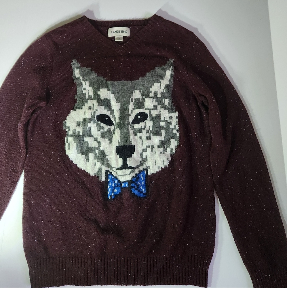 Land's End wolf V neck sweater